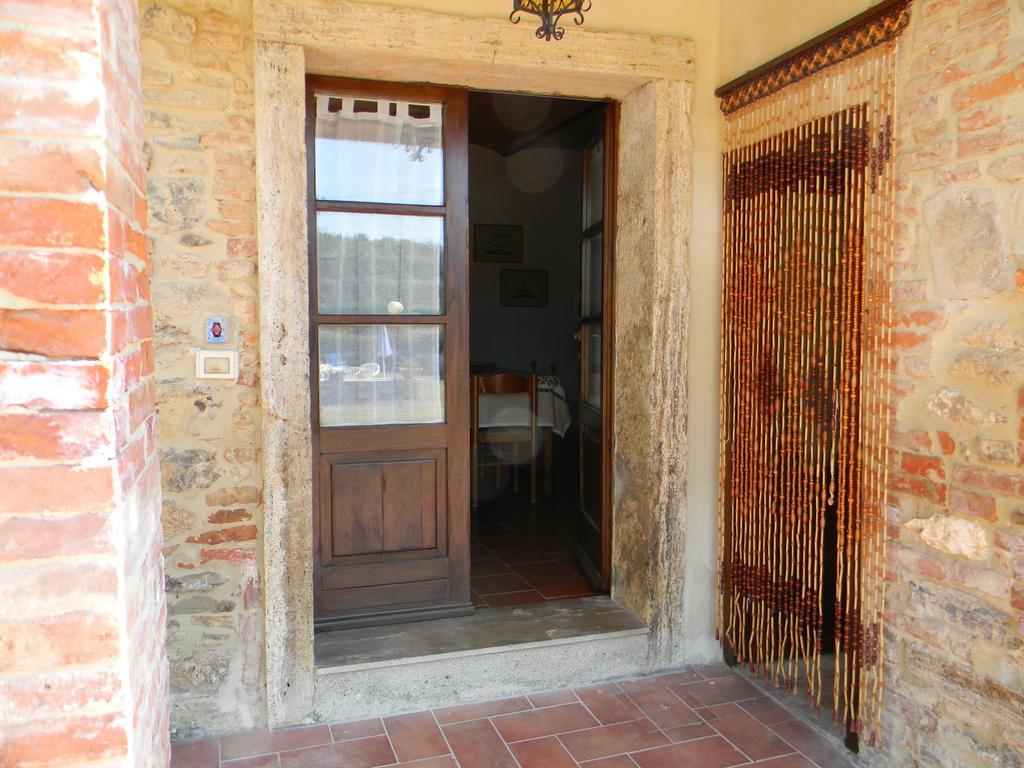 セッレ・ディ・ラポラーノ Agriturismo Podere La Selvaヴィラ 部屋 写真