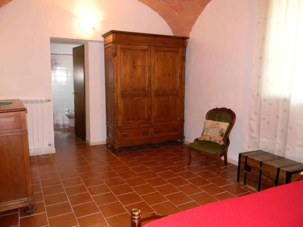 セッレ・ディ・ラポラーノ Agriturismo Podere La Selvaヴィラ 部屋 写真