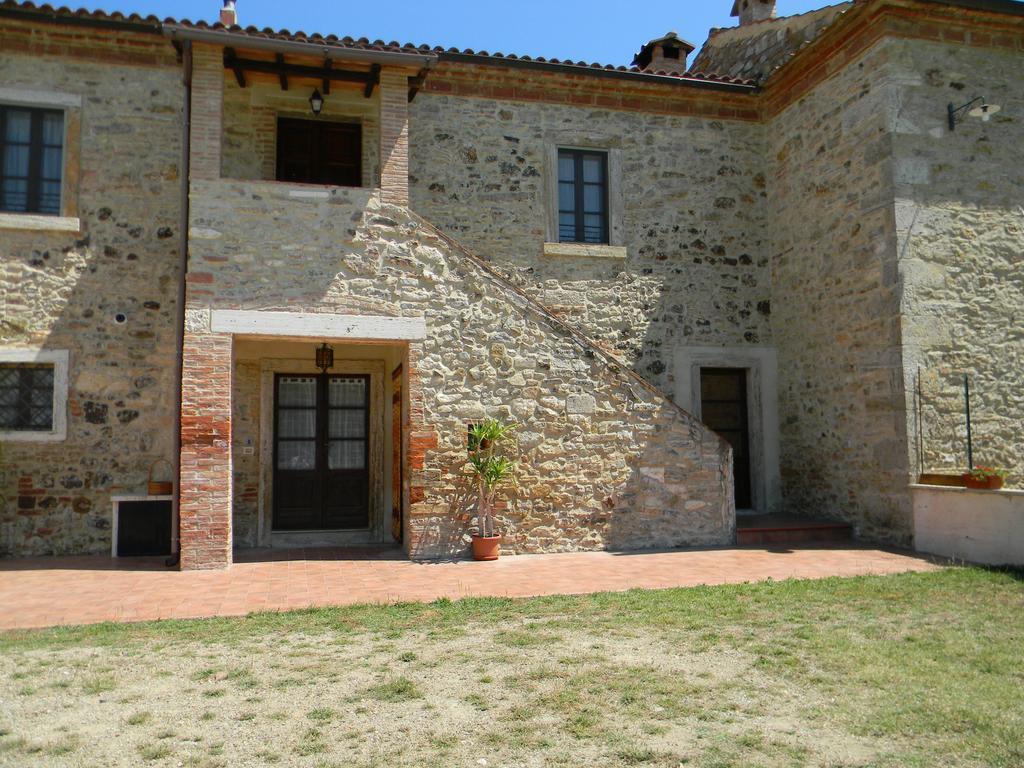 セッレ・ディ・ラポラーノ Agriturismo Podere La Selvaヴィラ エクステリア 写真