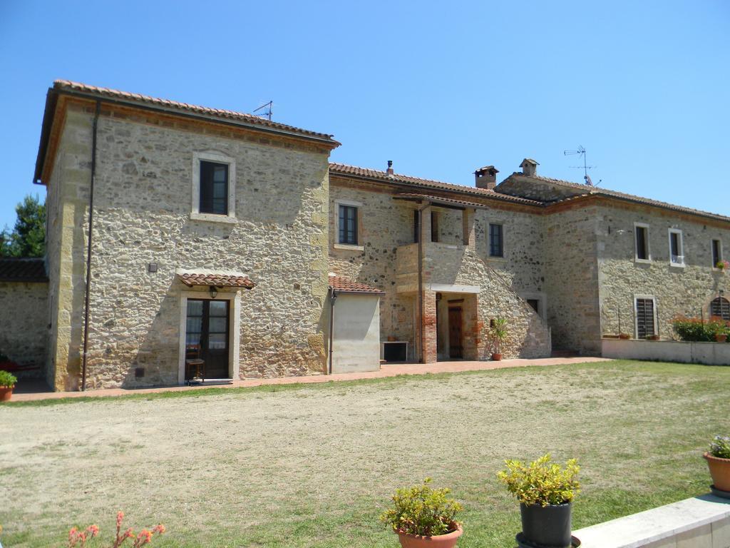 セッレ・ディ・ラポラーノ Agriturismo Podere La Selvaヴィラ エクステリア 写真