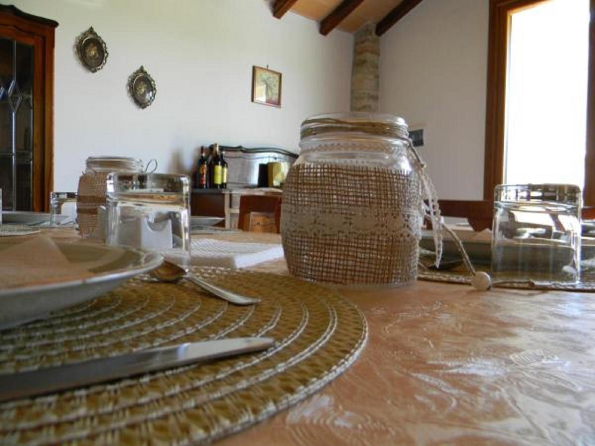 セッレ・ディ・ラポラーノ Agriturismo Podere La Selvaヴィラ エクステリア 写真