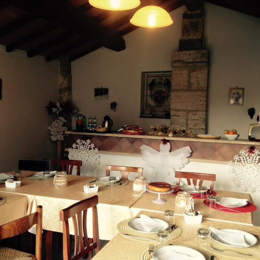 セッレ・ディ・ラポラーノ Agriturismo Podere La Selvaヴィラ エクステリア 写真
